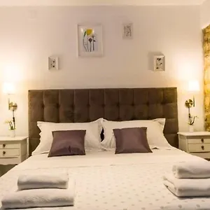 3* Bed & Breakfast XIV Century Rooms